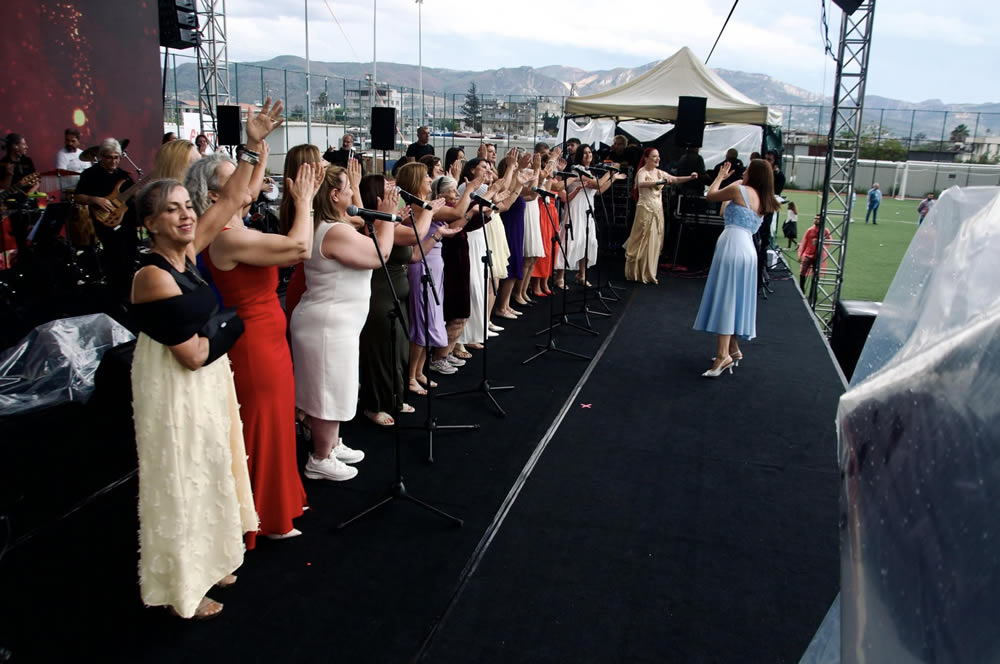 Muhteşem Candan Erçetin konseri için TEŞEKKÜR.