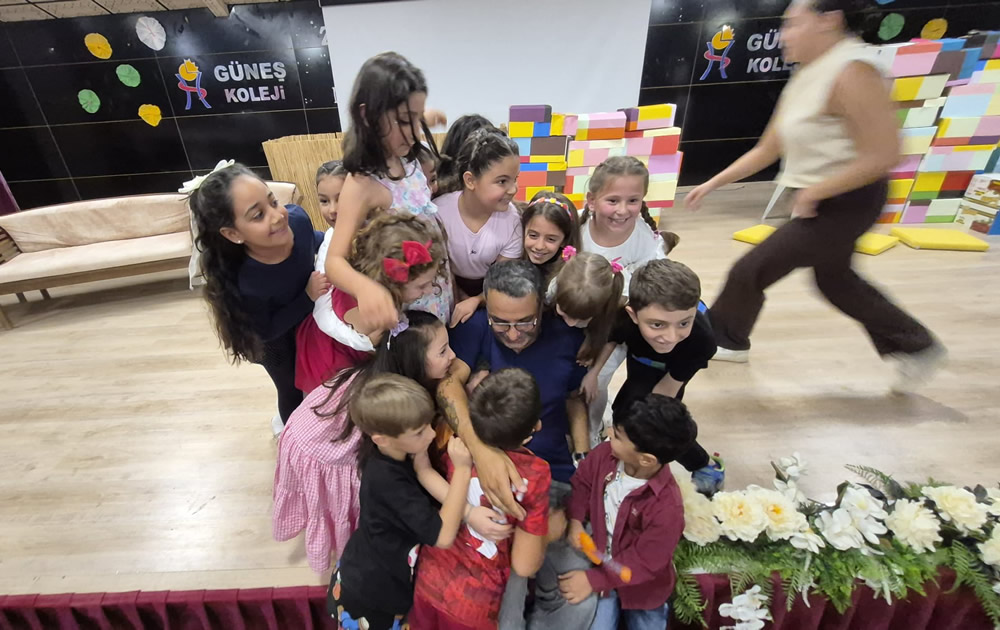 Sanatın yanında olmaya devam edeceğiz.