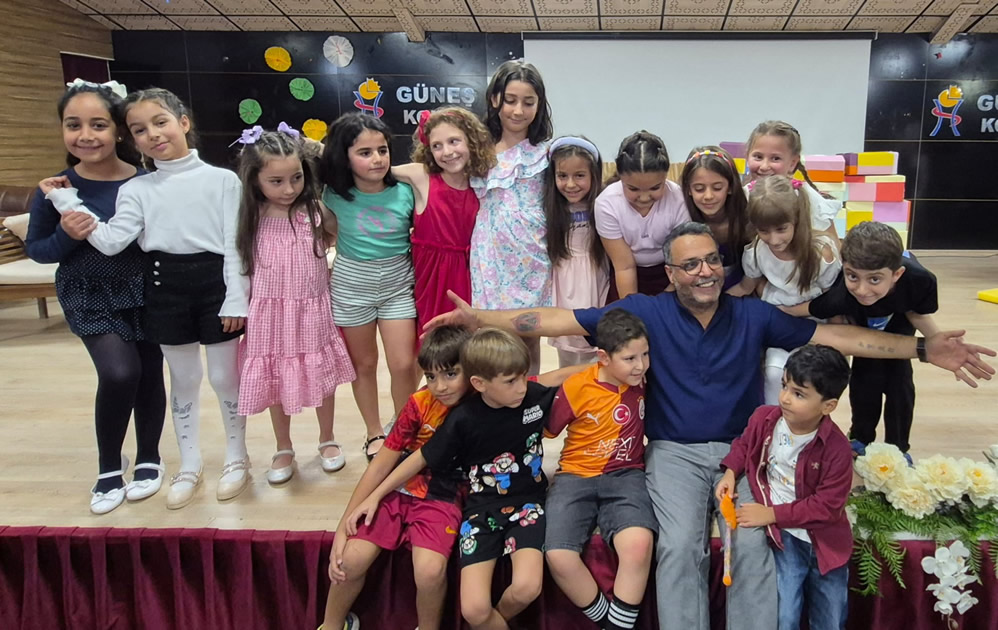 Sanatın yanında olmaya devam edeceğiz.